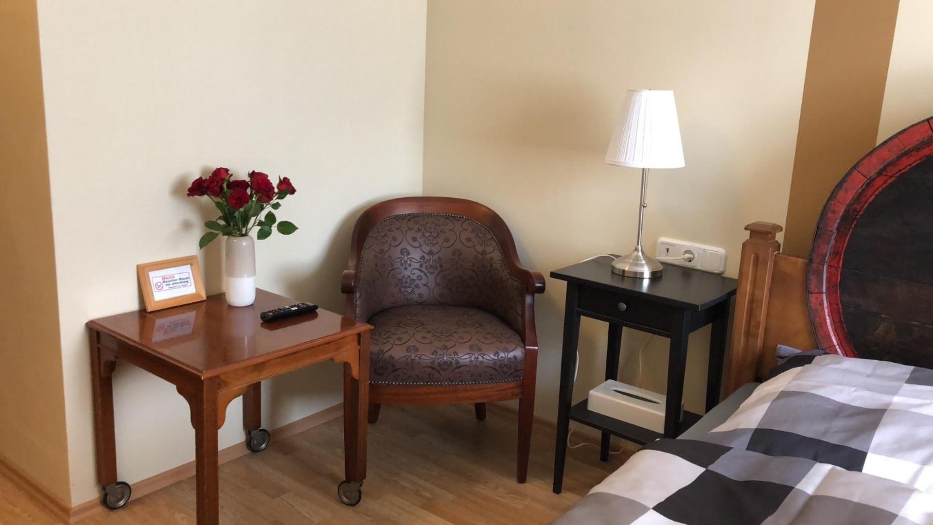Rheinliebe Bistro Und Pension Лорх Экстерьер фото